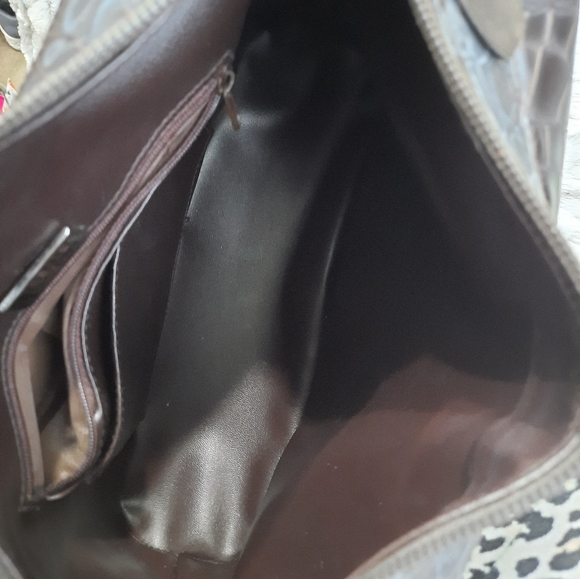 Stuart weitzman Classic Croc Embossed Leather Hobo Bag good condition 12"×9" - Picture 9 of 10